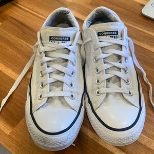 Excellent condition used Converse